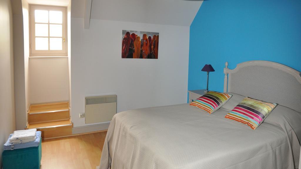 Des Platanes Hotel 2*